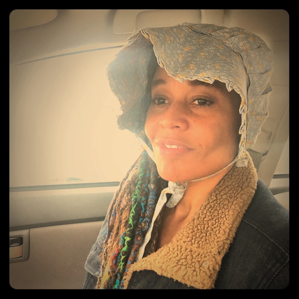 A pretty little bonnet